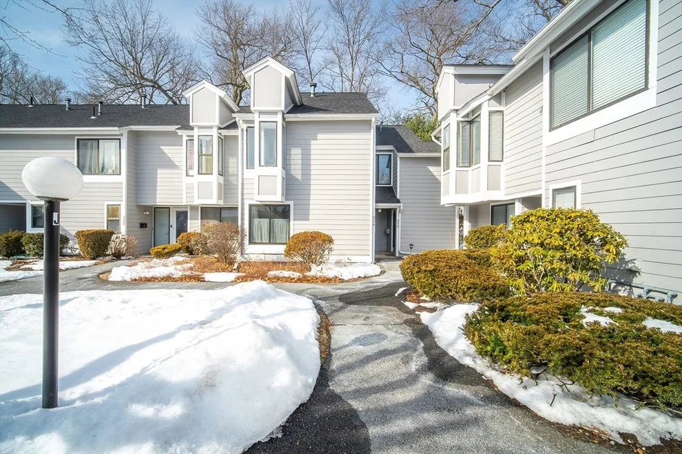 Unit for sale at 356 Nassau Dr, Springfield, MA 01129