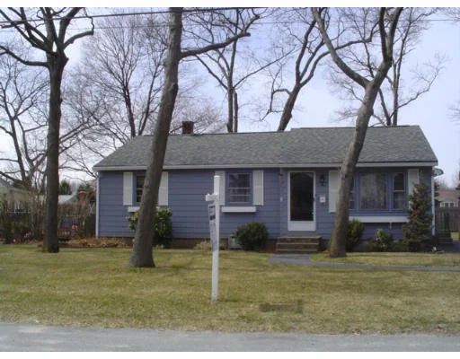 Unit for sale at 79 Greenwich Street, Attleboro, MA 02703