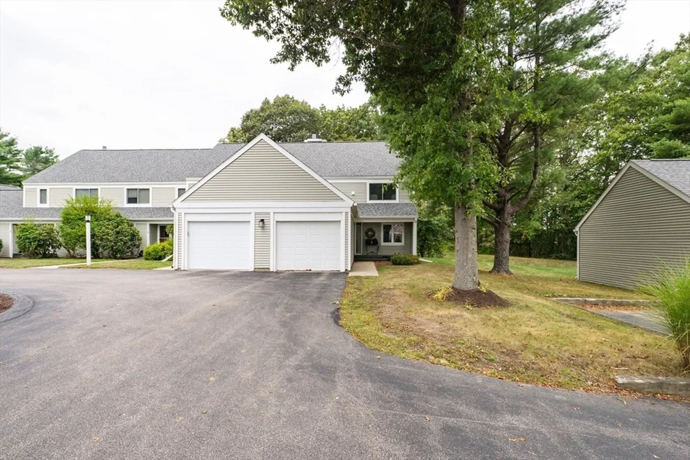 Unit for sale at 120 Stone Ridge Rd., Franklin, MA 02038