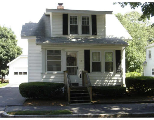 Unit for sale at 13 Reed St, Worcester, MA 01602