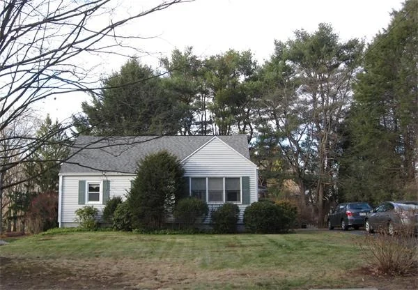 Unit for sale at 86 Pleasant St, East Longmeadow, MA 01028