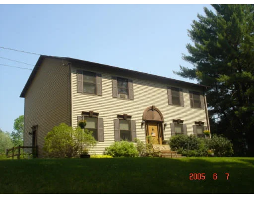 Unit for sale at 1 Vine St, Spencer, MA 01562