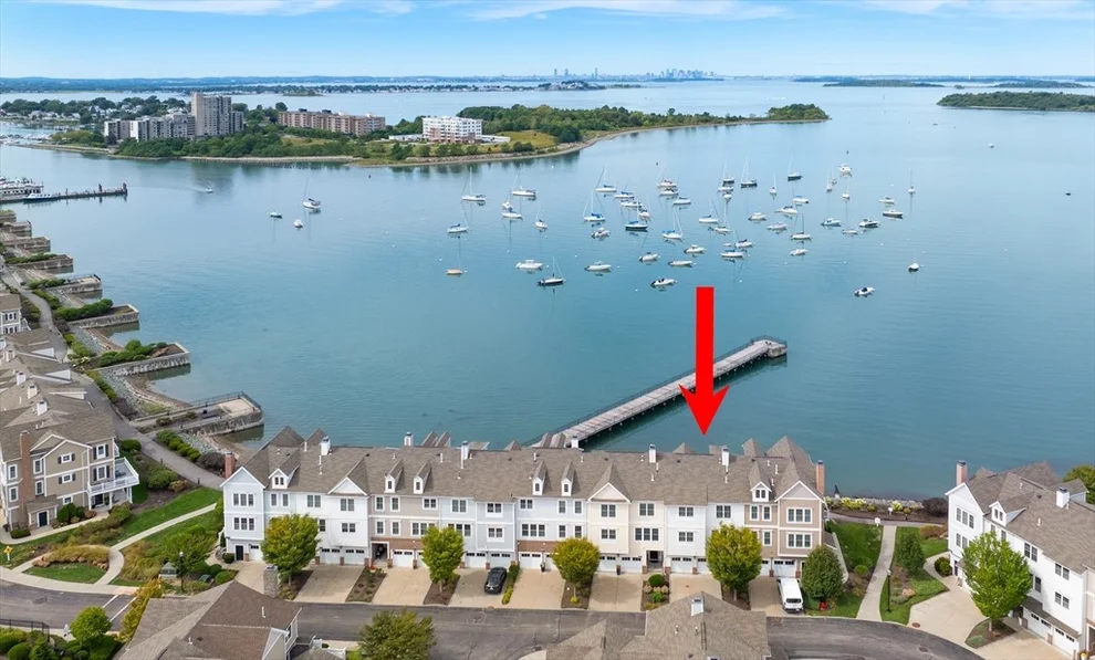 Unit for sale at 125 Halsted Dr, Hingham, MA 02043