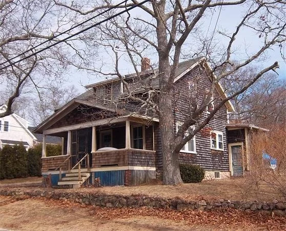 Unit for sale at 6 Oakland Street, Mattapoisett, MA 02739