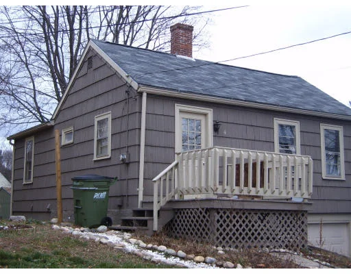Unit for sale at 4 Norwood Court, Oxford, MA 01537