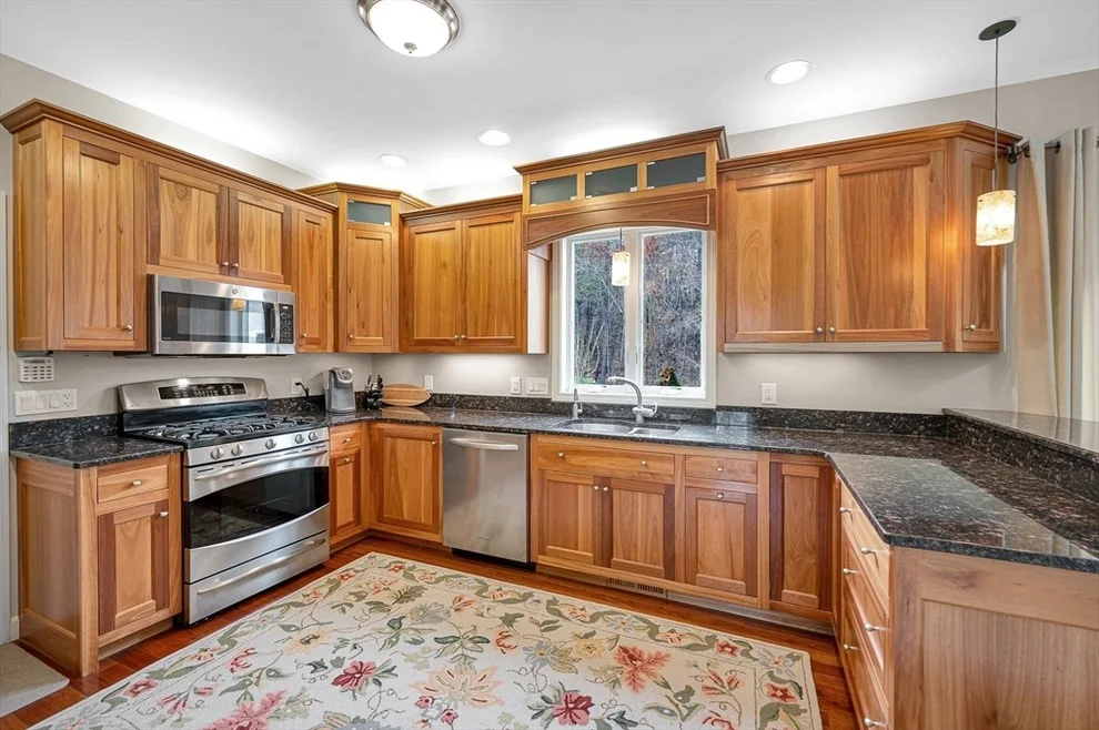 Unit for sale at 37 Beechwood Dr, Haverhill, MA 01832