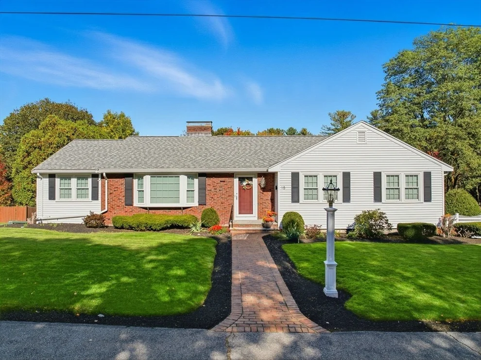 Unit for sale at 15 Belmont Rd, Wakefield, MA 01880