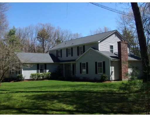 Unit for sale at 121 Upton Rd, Uxbridge, MA 01569