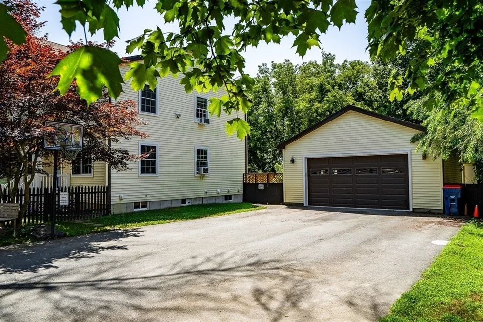 Unit for sale at 16 Oak Street, Fairhaven, MA 02719