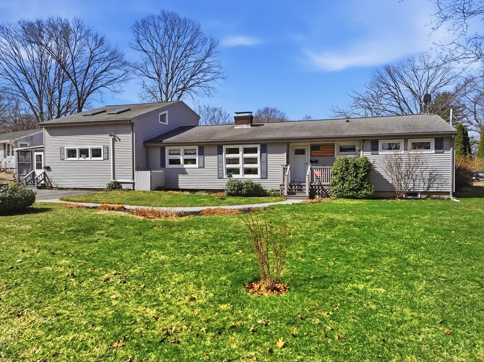 Unit for sale at 11 Paul St, Auburn, MA 01501