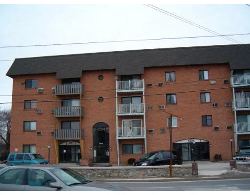 Unit for sale at 275 W. Main Street, Marlborough, MA 01752