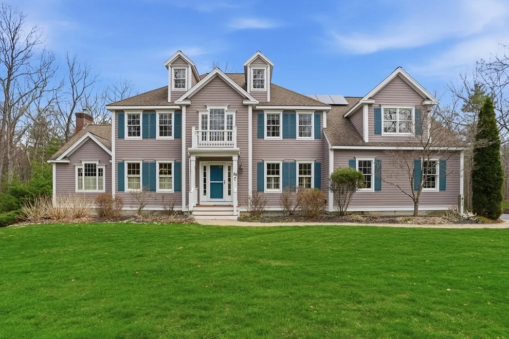 Unit for sale at 88 Drumlin Hill Rd, Bolton, MA 01740