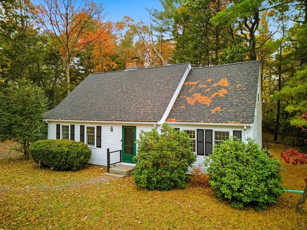 Unit for sale at 24 Woodland Rd, Sudbury, MA 01776