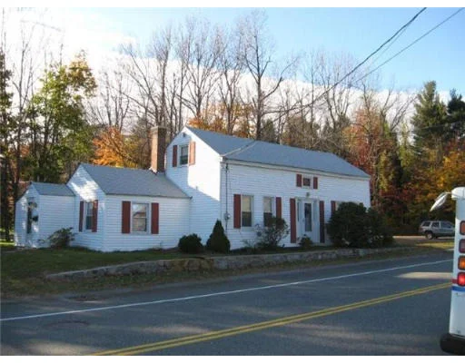 Unit for sale at 177 Grove St, Paxton, MA 01612