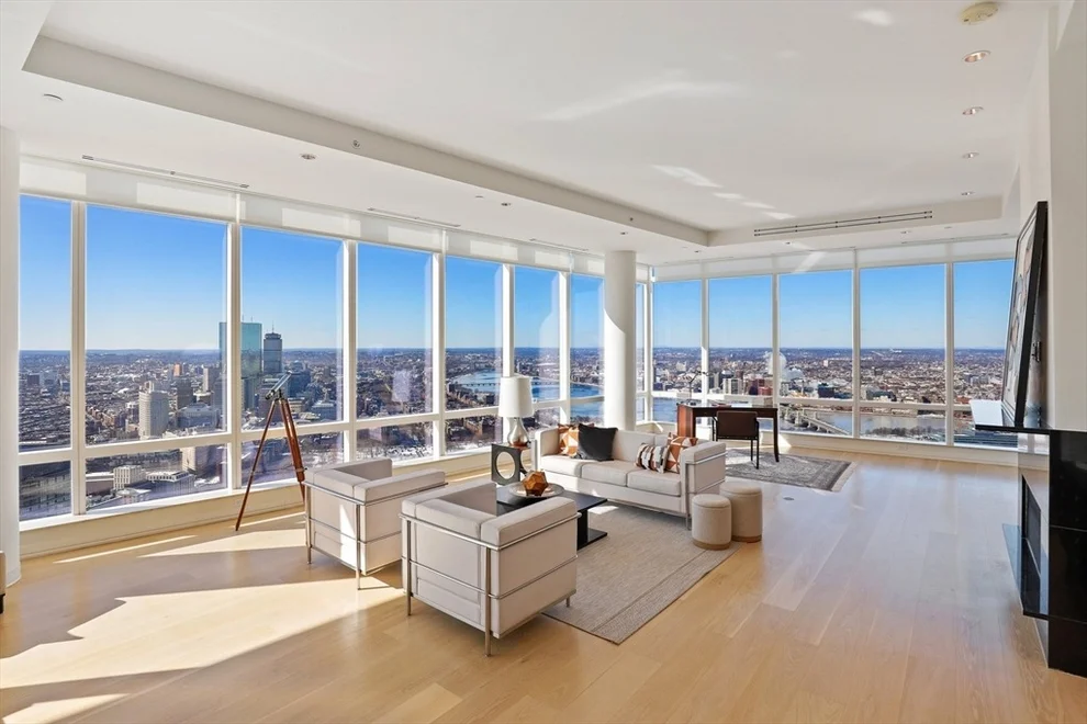 Unit for sale at 1 Franklin St, Boston, MA 02110
