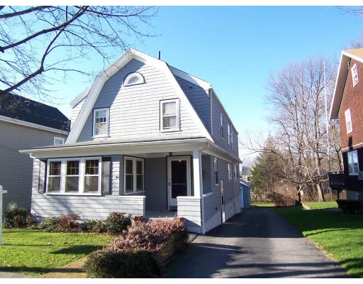 Unit for sale at 26 Waverly St, Stoneham, MA 02180