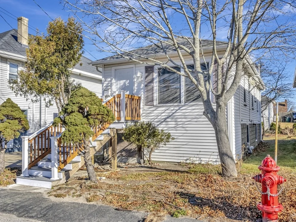 Unit for sale at 188 Kingsley Road, Hull, MA 02045