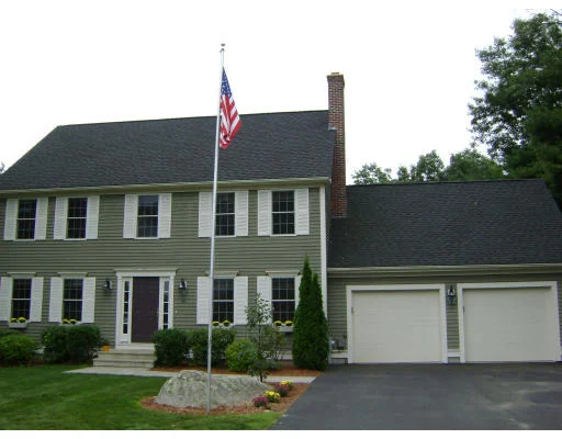 Unit for sale at 41 Hillcrest Rd, Northbridge, MA 01588