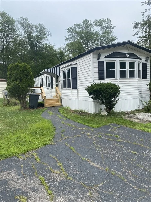 Unit for sale at 305 Turnpike, Easton, MA 02375