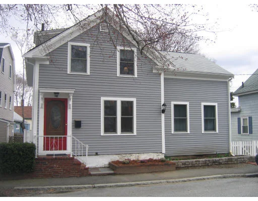 Unit for sale at 46 Phillips St, Salem, MA 01970
