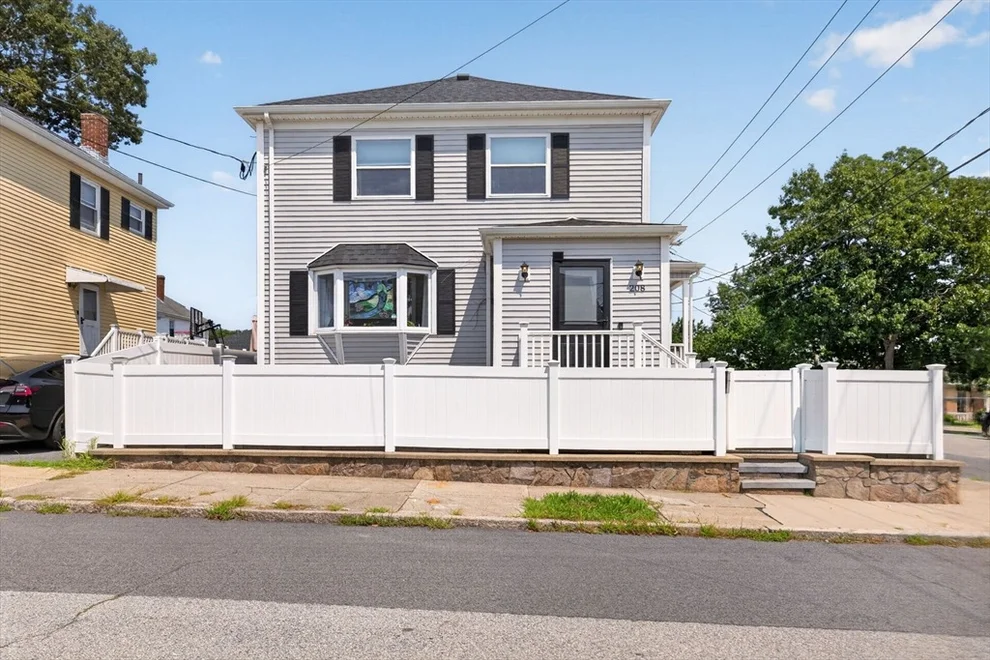 Unit for sale at 208 Hudson St, Fall River, MA 02720