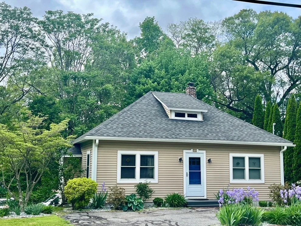 Unit for sale at 510 Oak Street, Shrewsbury, MA 01545