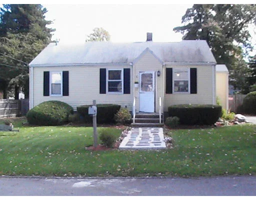 Unit for sale at 65 Kingman St, Weymouth, MA 02188