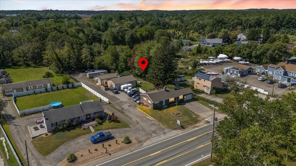 Unit for sale at 57 Elm St, Salisbury, MA 01952
