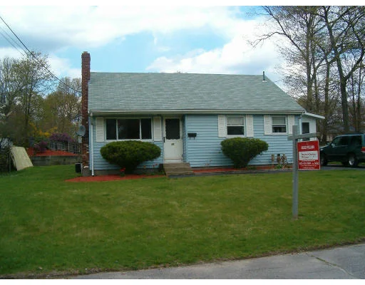 Unit for sale at 58 Crestfield Ter, Brockton, MA 02302