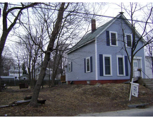 Unit for sale at 15 Center Ave, Reading, MA 01867
