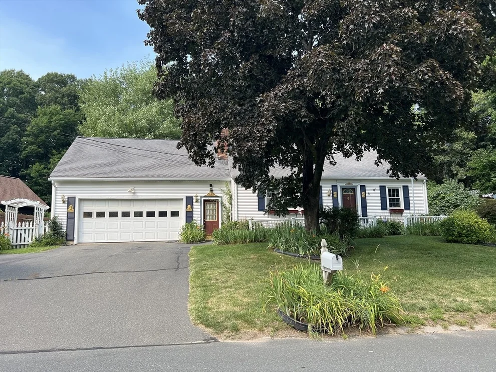 Unit for sale at 88 Knollwood Dr, Westfield, MA 01085