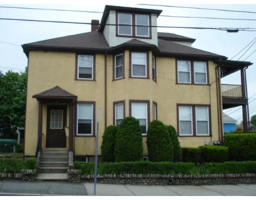 Unit for sale at 884 Waverly St, Framingham, MA 01702