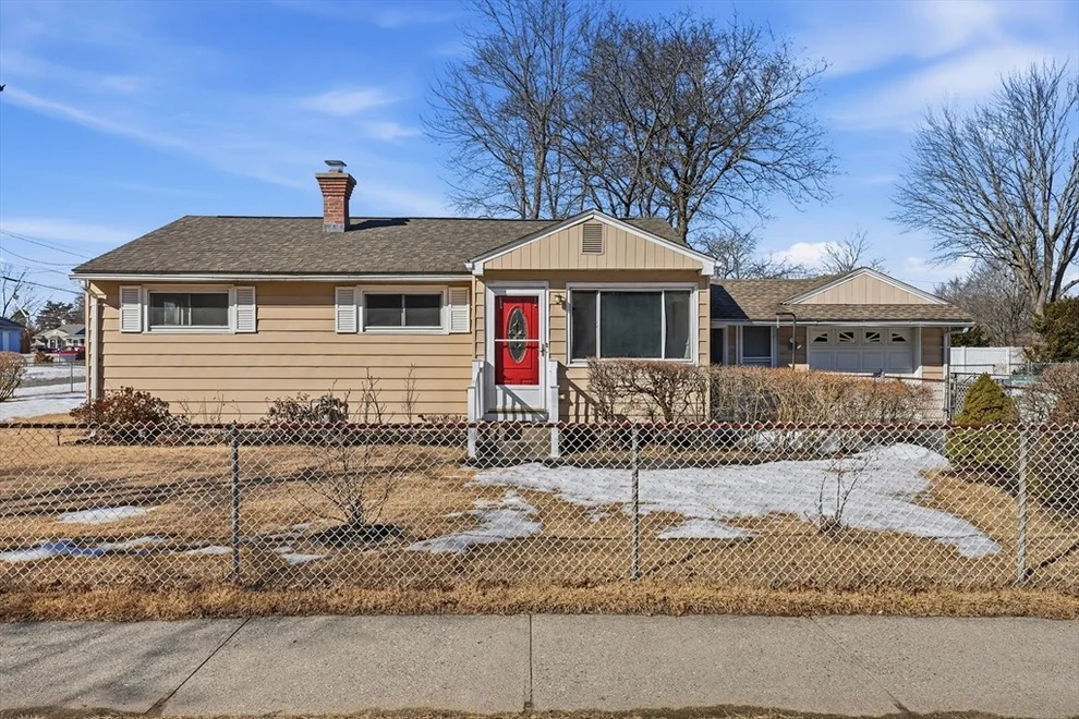 Unit for sale at 744 Bradley Rd, Springfield, MA 01109