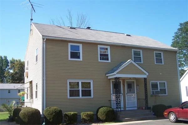 Unit for sale at 140 Miller St, Westfield, MA 01085
