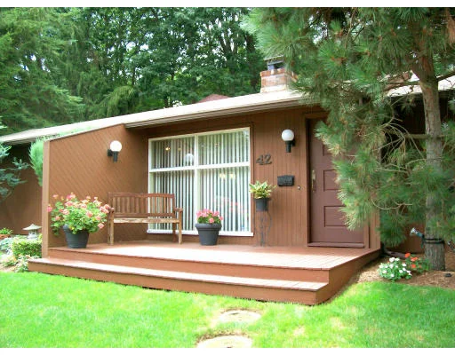 Unit for sale at 42 Donna Rd, Framingham, MA 01701