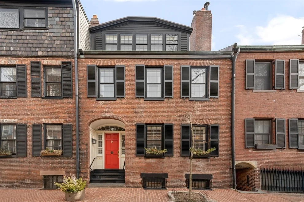 Unit for sale at 28 Fayette St, Boston, MA 02116