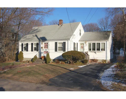Unit for sale at 43 Puritan Rd, Weymouth, MA 02189