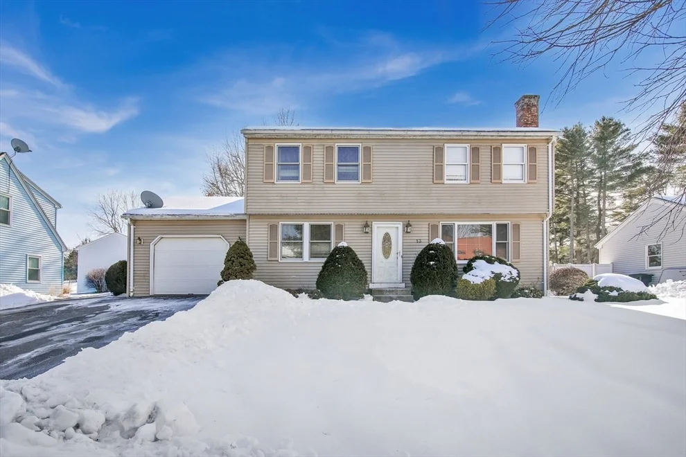 Unit for sale at 13 Greentree Cir, Springfield, MA 01108