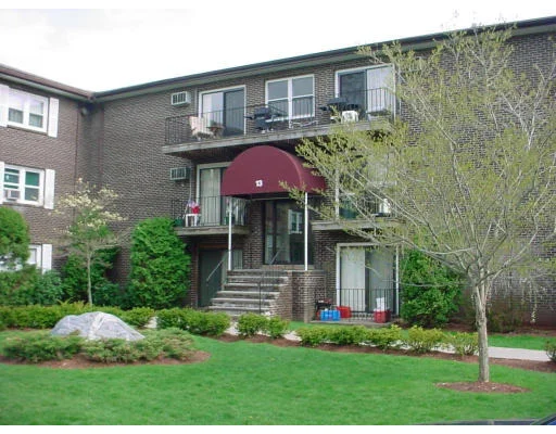 Unit for sale at 13 Kenmar Dr, Billerica, MA 01821