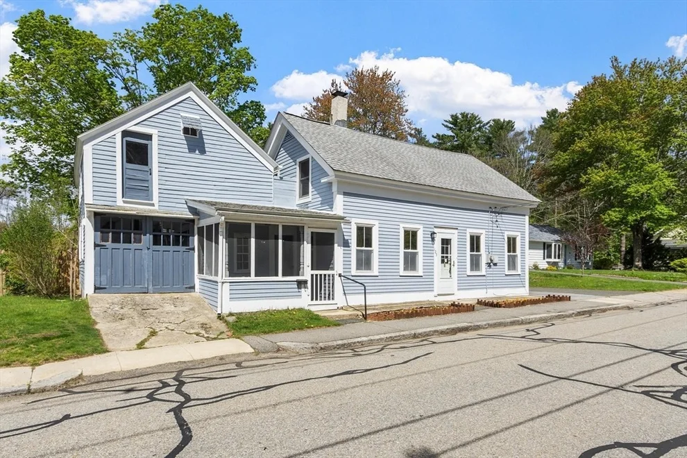 Unit for sale at 125 Lake Ellis Rd, Athol, MA 01331