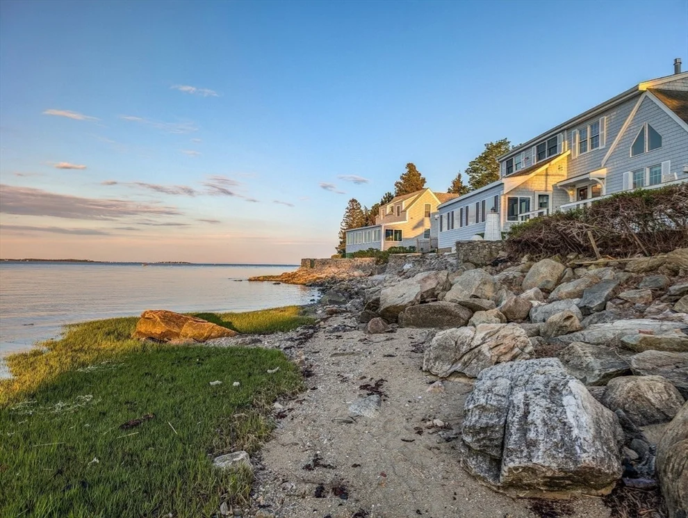 Unit for sale at 24 Holmes Ave, Kingston, MA 02364
