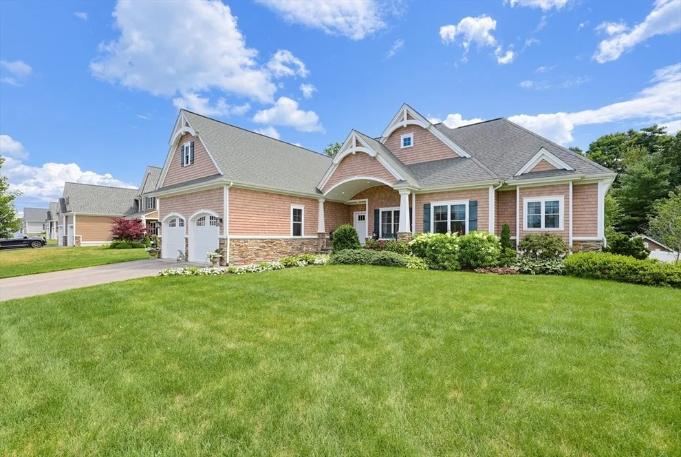 Unit for sale at 49 Pass Farm Rd., Attleboro, MA 02703