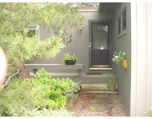 Unit for sale at 9 Bridge Ave, Scituate, MA 02066