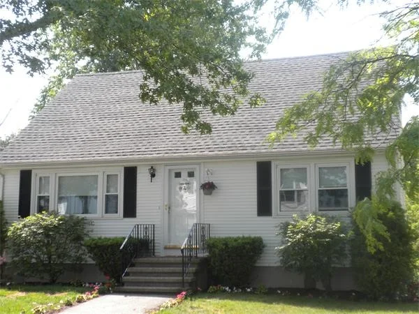 Unit for sale at 10 Jennifer Lane, Peabody, MA 01960