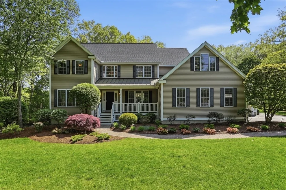 Unit for sale at 71 Chamberlain Rd, Westford, MA 01886