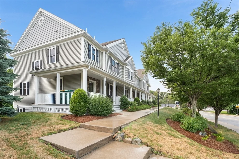 Unit for sale at 960 Main St, Woburn, MA 01801