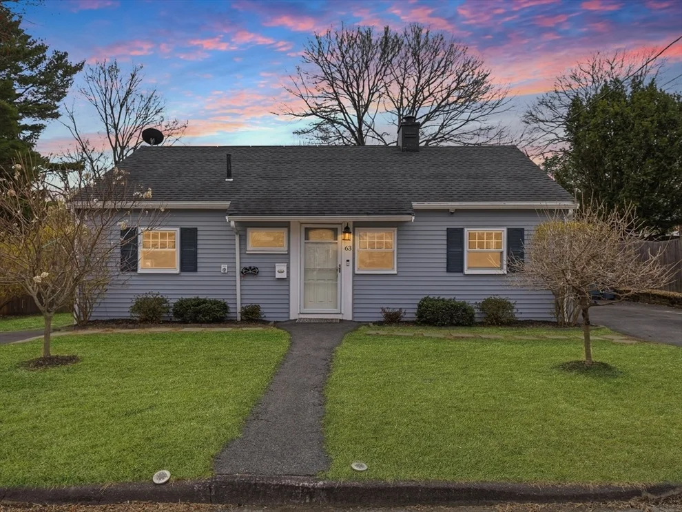 Unit for sale at 63 Jasper St, Saugus, MA 01906
