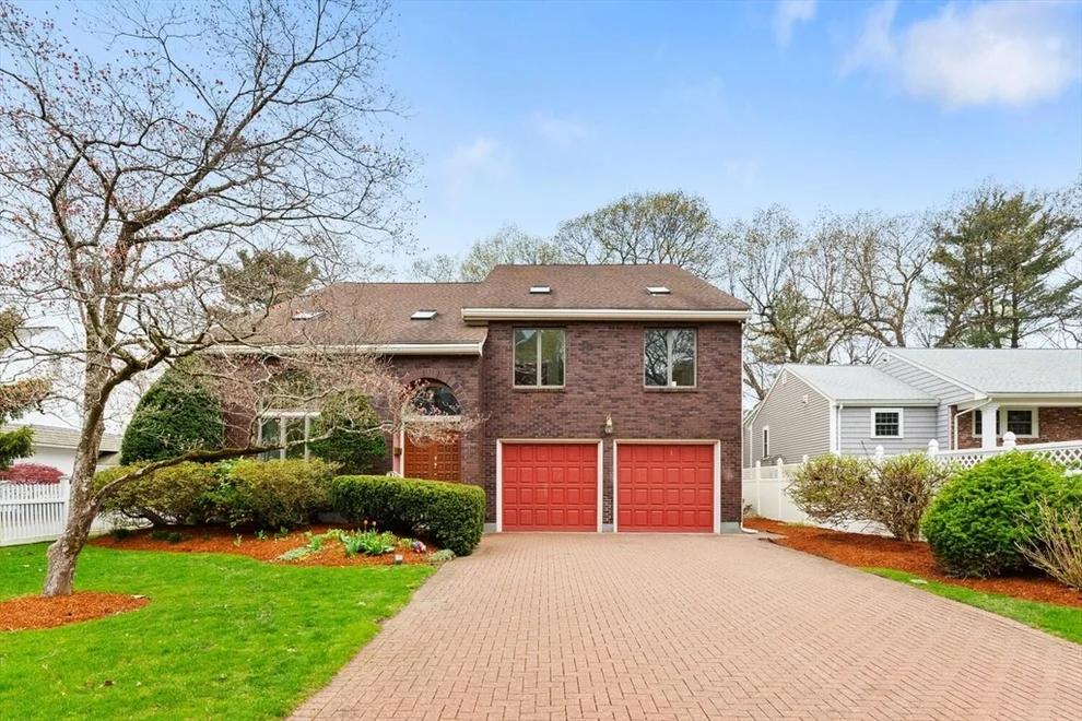 Unit for sale at 138 Pine Ridge Rd, Medford, MA 02155