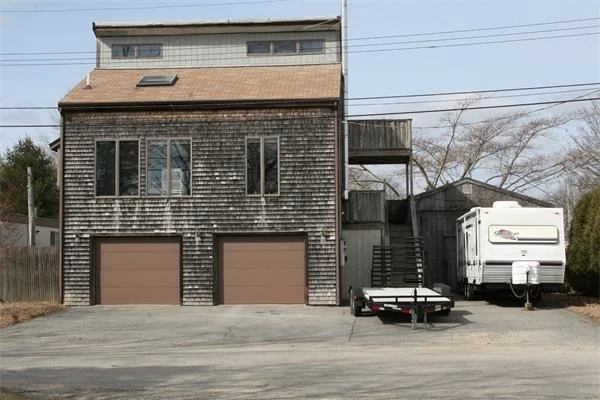 Unit for sale at 122 Highland Avenue, Portsmouth, RI 02871
