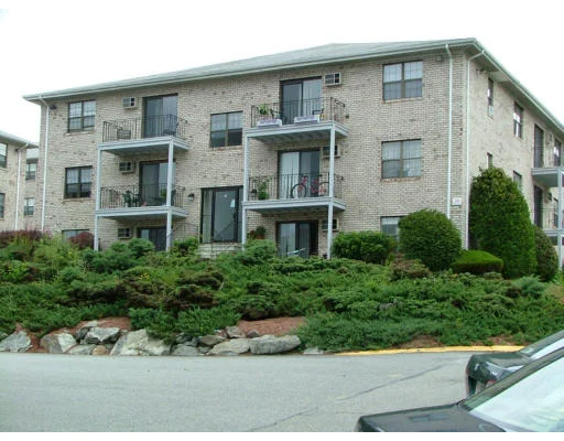 Unit for sale at 24 Kenmar Dr, Billerica, MA 01821